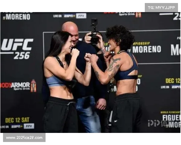 麦肯齐·邓恩击败维尔娜·詹迪罗巴 成为UFC女子草量级新冠军